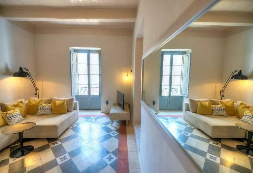 Charming & Traditional Flat In City Center Esch1 2