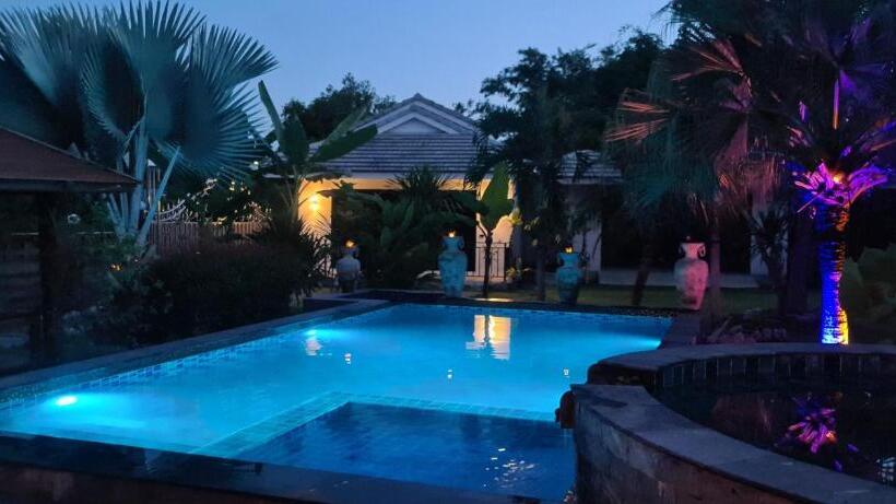 My Paradise Pool & Garden