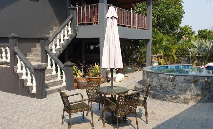 My Paradise Pool & Garden