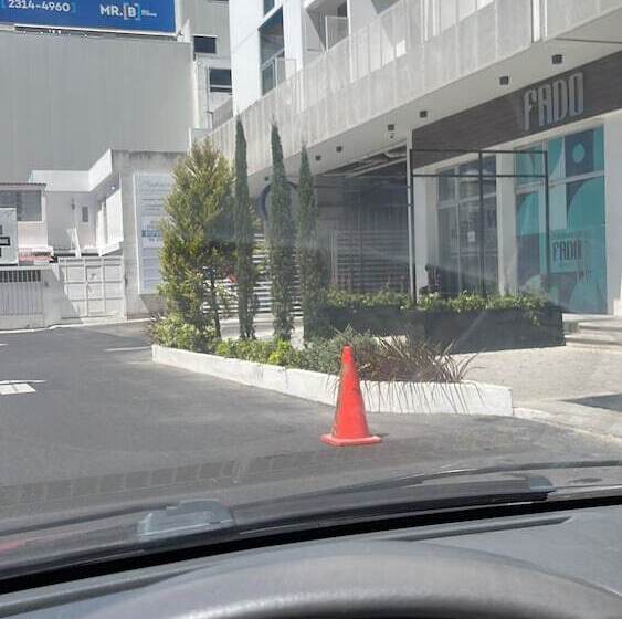 La Casa Del Avión, Aeropuerto Ciudad De Guatemala, Narama