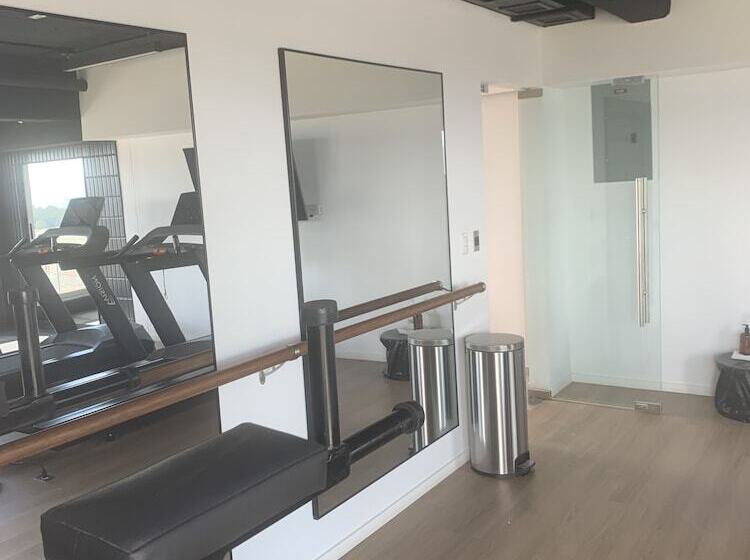 La Casa Del Avión, Aeropuerto Ciudad De Guatemala, Narama