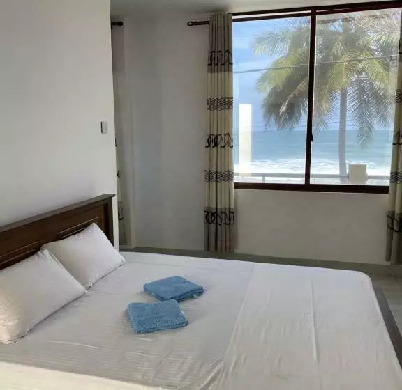 Oasis Beach Villa