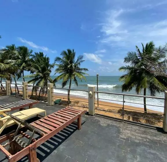 Oasis Beach Villa