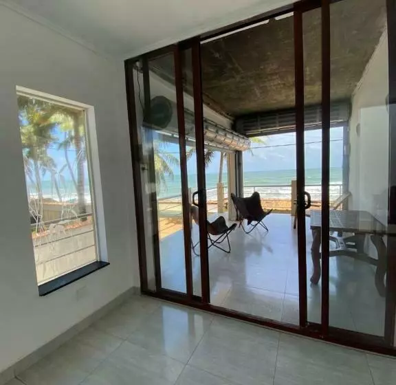Oasis Beach Villa