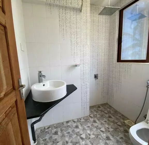 Oasis Beach Villa