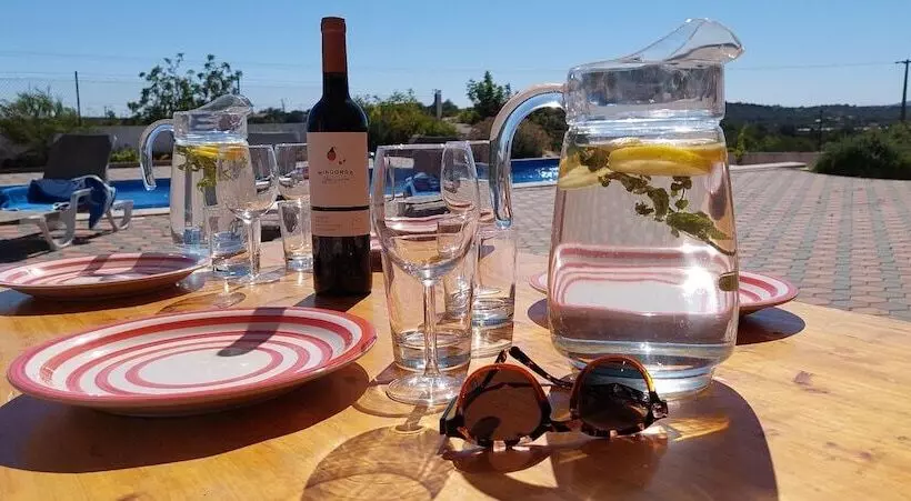 Stunning 8 Bed Villa In Estoi