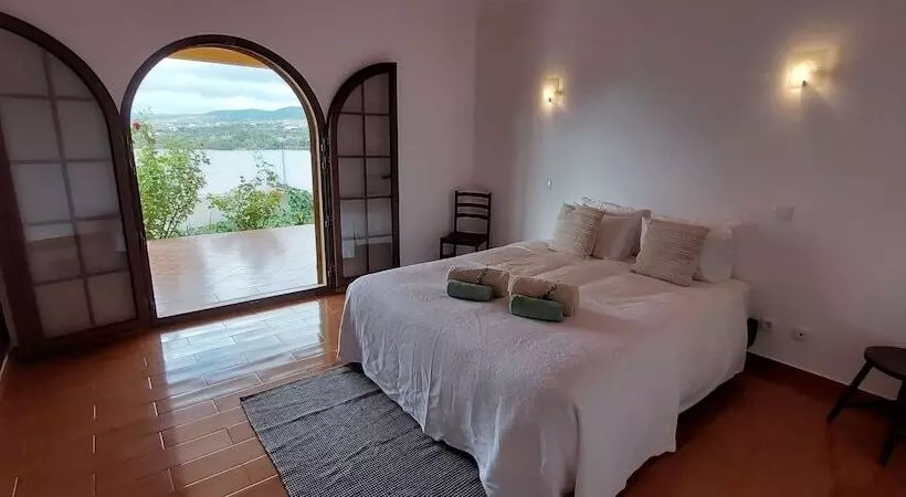 Stunning 8 Bed Villa In Estoi