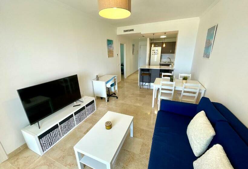 Top Sea View Apartment   7 Minutes To Sotogrande