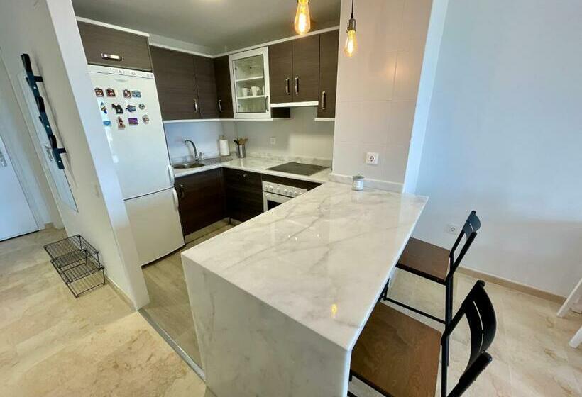 Top Sea View Apartment   7 Minutes To Sotogrande