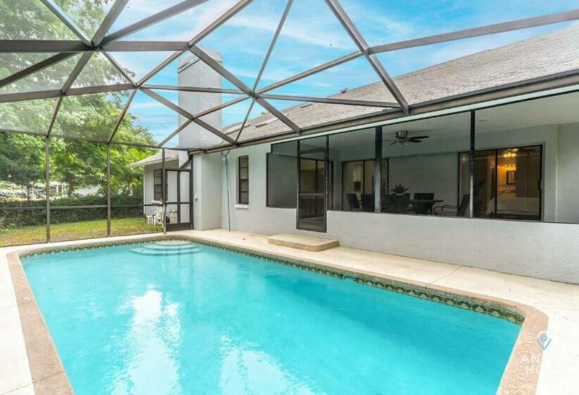 Private Pool Home With Covered Lanai 2 Miles To Hudson Beach