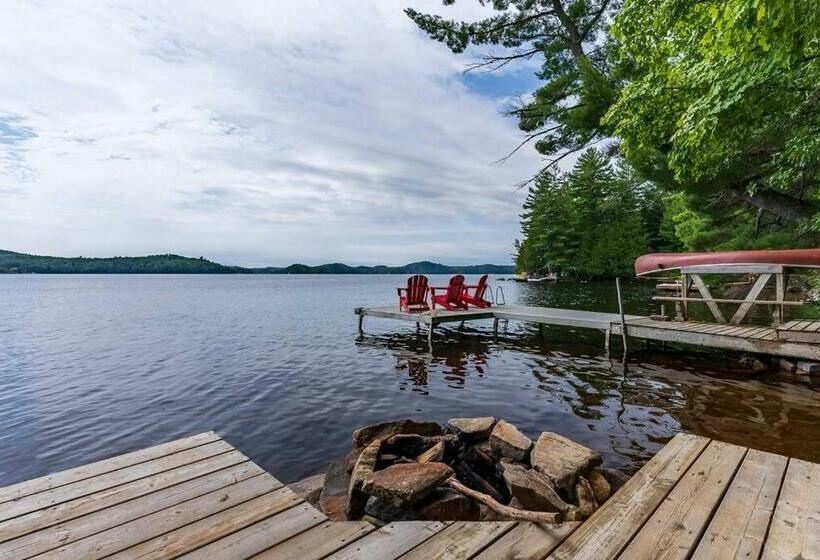 Stunning Muskoka Lakehouse Minutes To Huntsville