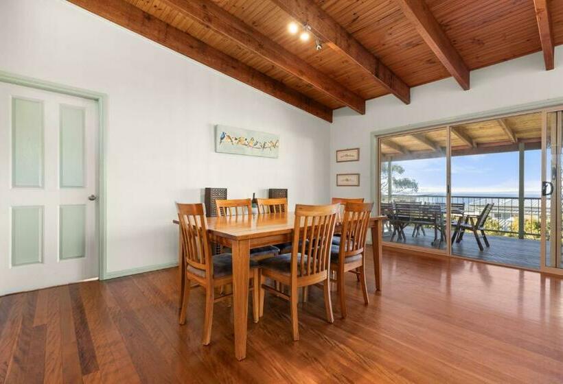 Absolute Blue By Experience Jervis Bay