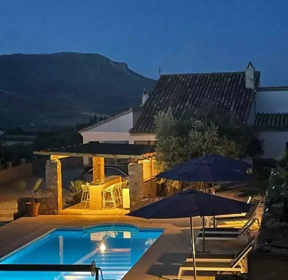 Casas Demi Verhuurhuis