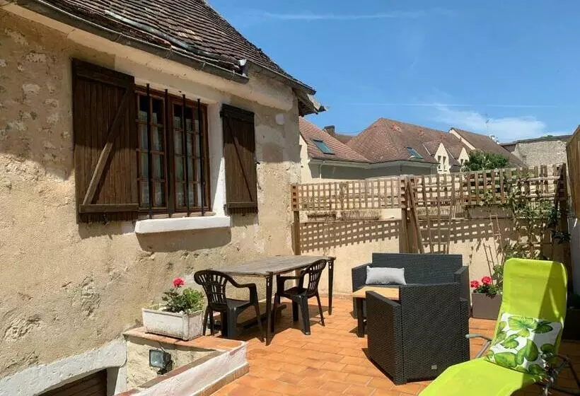 Les Marches Du Château   Gîte Centre De Nogent Le Rotrou