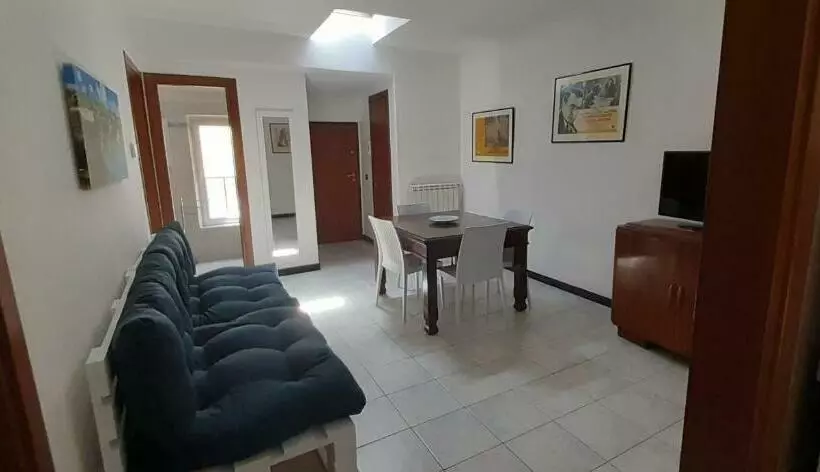 Mansardato 20 Mt Dal Mare Albissola Marina
