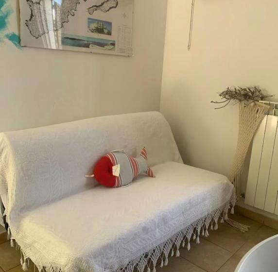 Casa Vacanze Con Giardino Alle Isole Tremiti