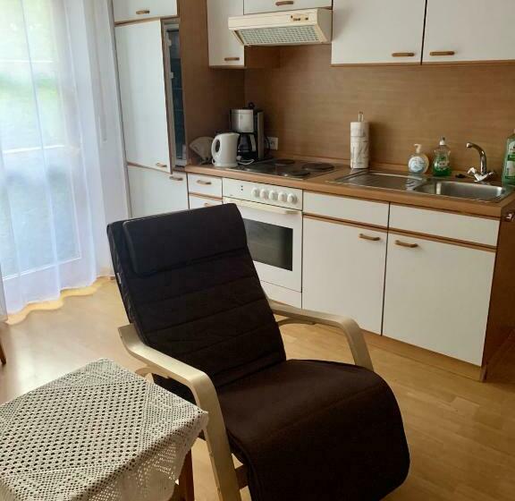 Einladendes Appartement Im Grünen Für 2 Personen