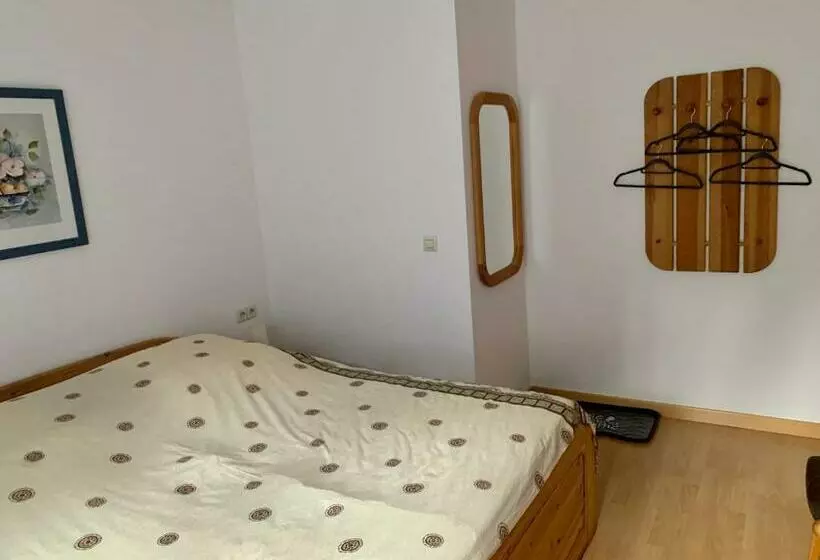 Einladendes Appartement Im Grünen Für 2 Personen