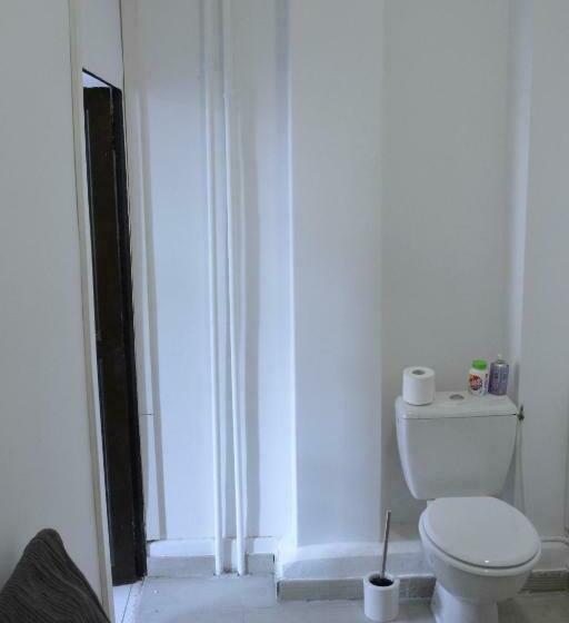 Joli T2 Refait à Neuf, Lumineux Et Accessible