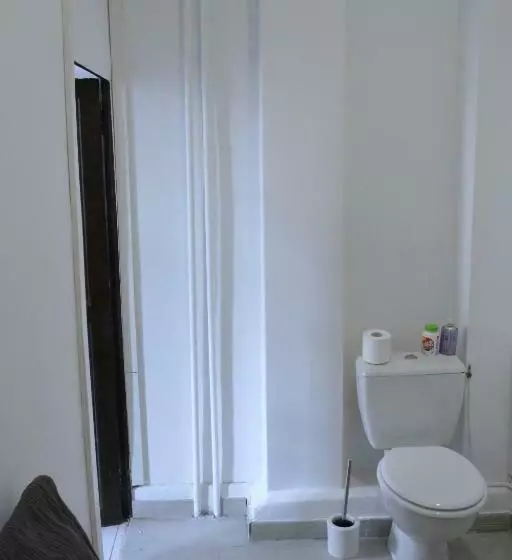 Joli T2 Refait à Neuf, Lumineux Et Accessible