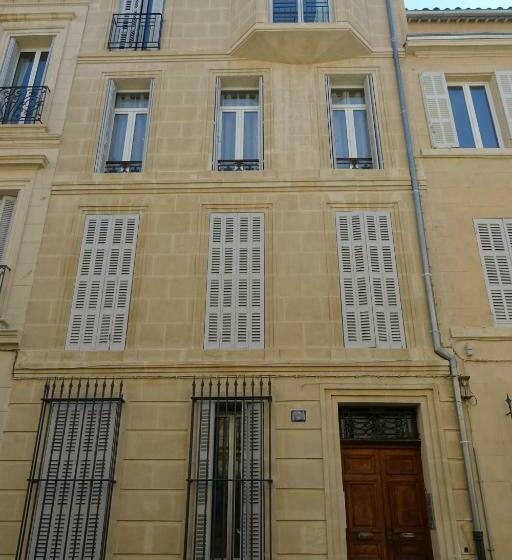 Joli T2 Refait à Neuf, Lumineux Et Accessible