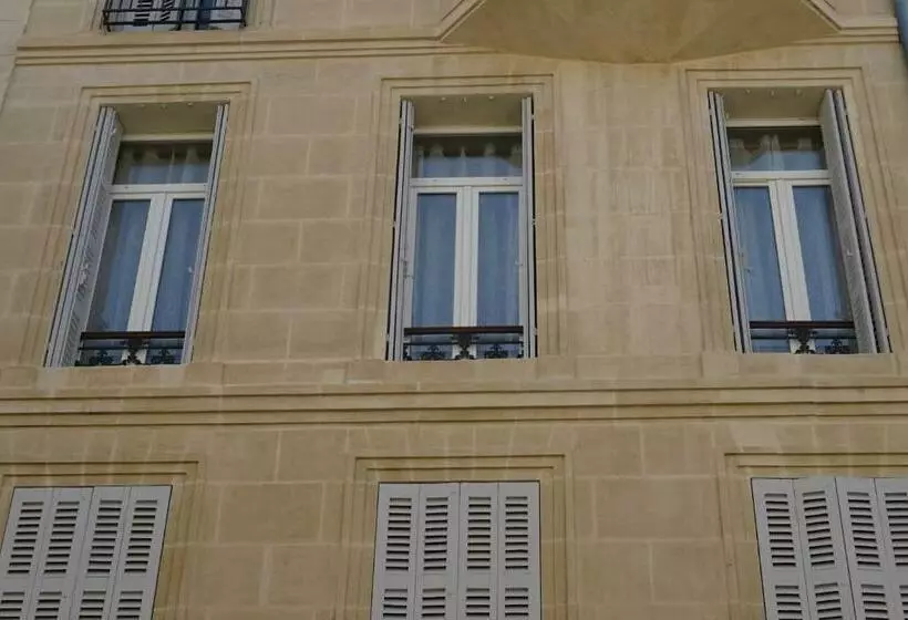 Joli T2 Refait à Neuf, Lumineux Et Accessible