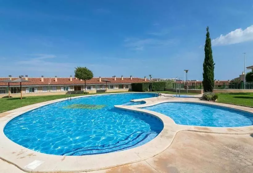 Apartment Near The Beach