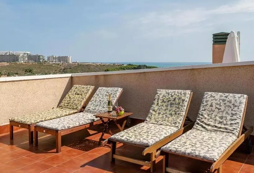 Apartment Near The Beach