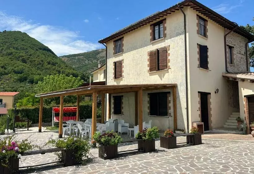 Casa Vacanze Vecchio Frantoio Residenza Moraiolo