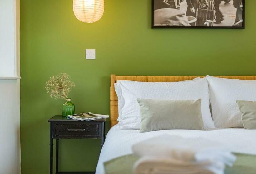 Lacton Manor Barns By Bloom Stays