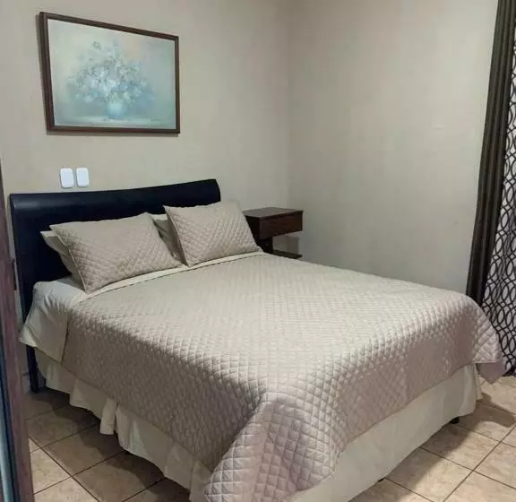 El Mesón De Los Abuelitos