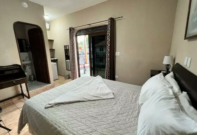 El Mesón De Los Abuelitos