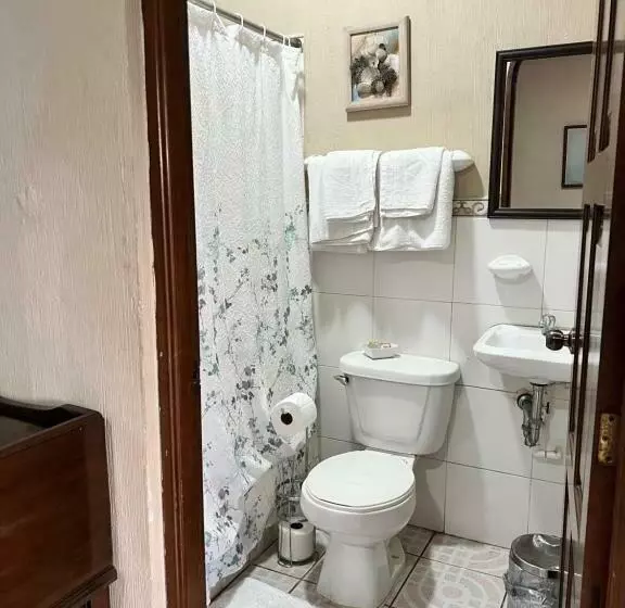 El Mesón De Los Abuelitos