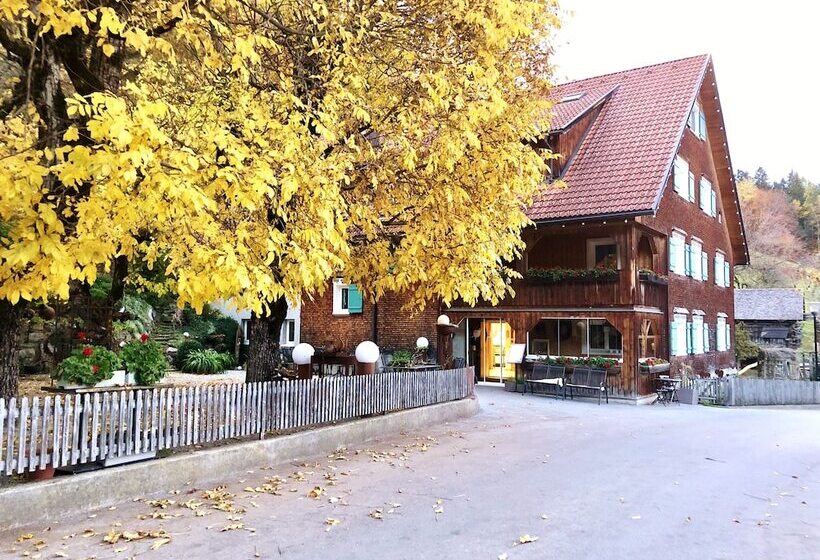 住宿加早餐  Garni Brigitte