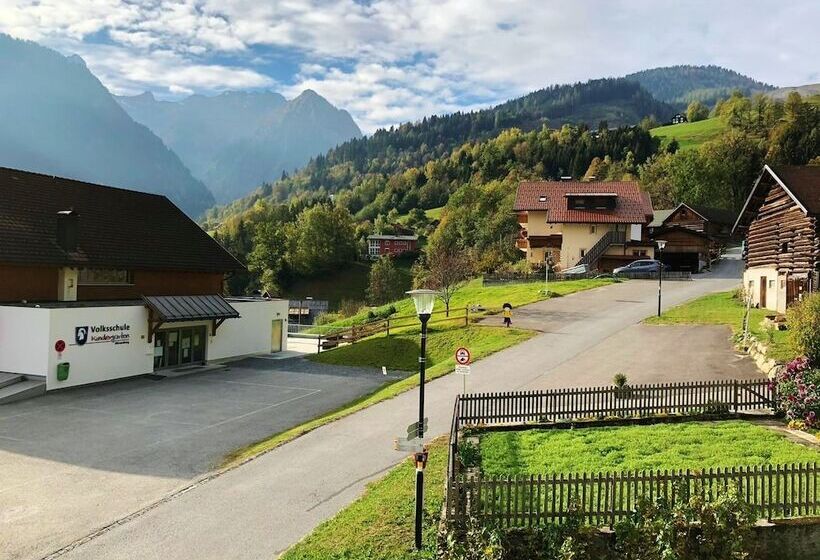 住宿加早餐  Garni Brigitte