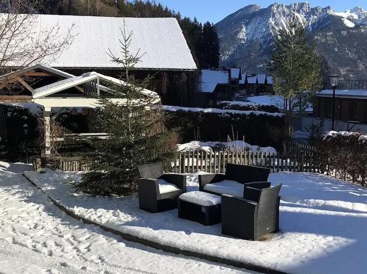 مبيت وإفطار Garni Brigitte