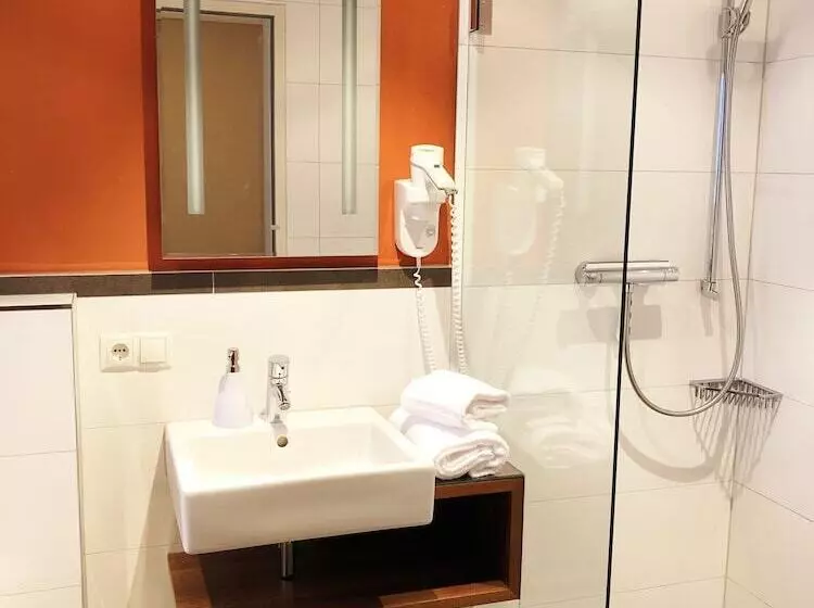 مبيت وإفطار Garni Brigitte