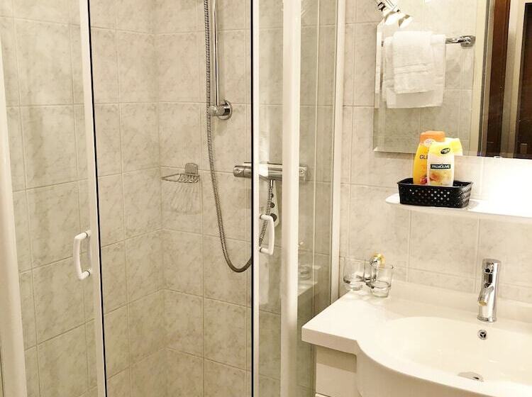 住宿加早餐  Garni Brigitte