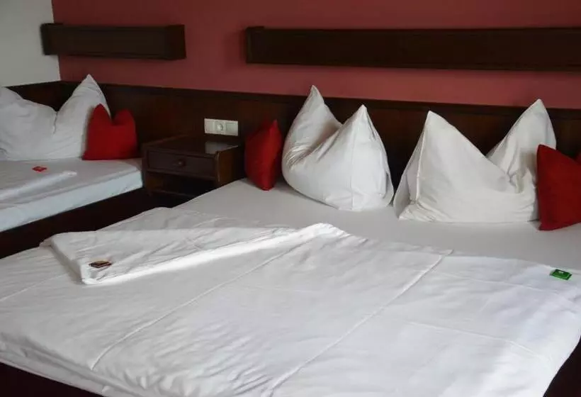 Aamiaismajoitus (B&B) Gästehaus Schmidt