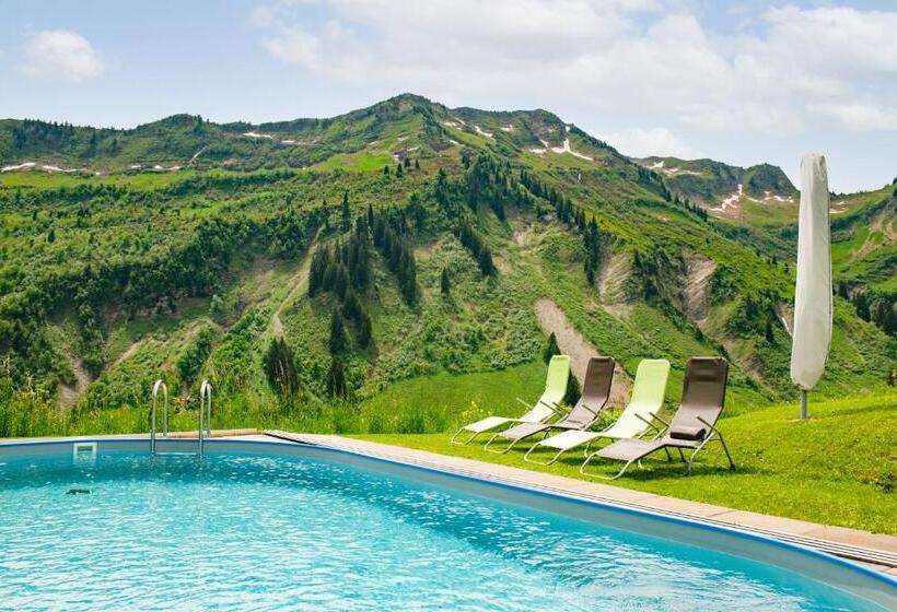 مبيت وإفطار Haus Furka