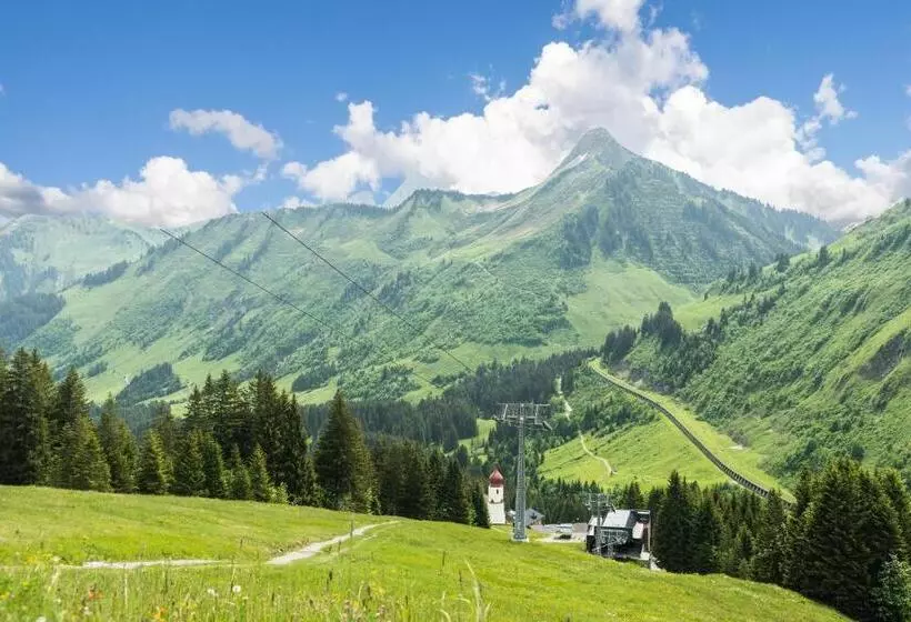 Bed and Breakfast Haus Furka