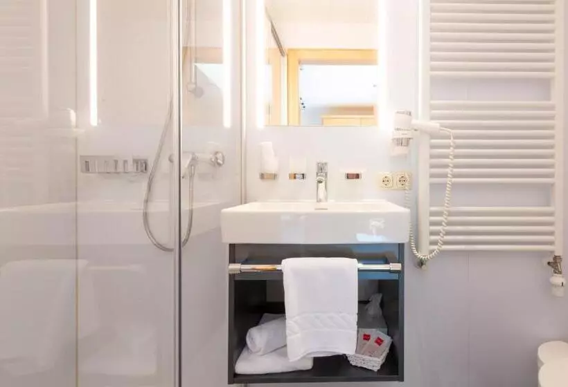 Bed and Breakfast Haus Furka