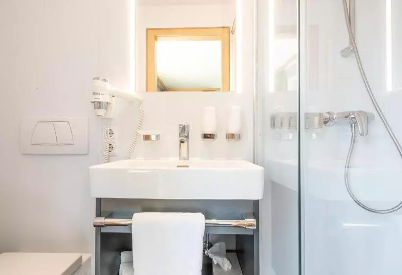 Bed and Breakfast Haus Furka