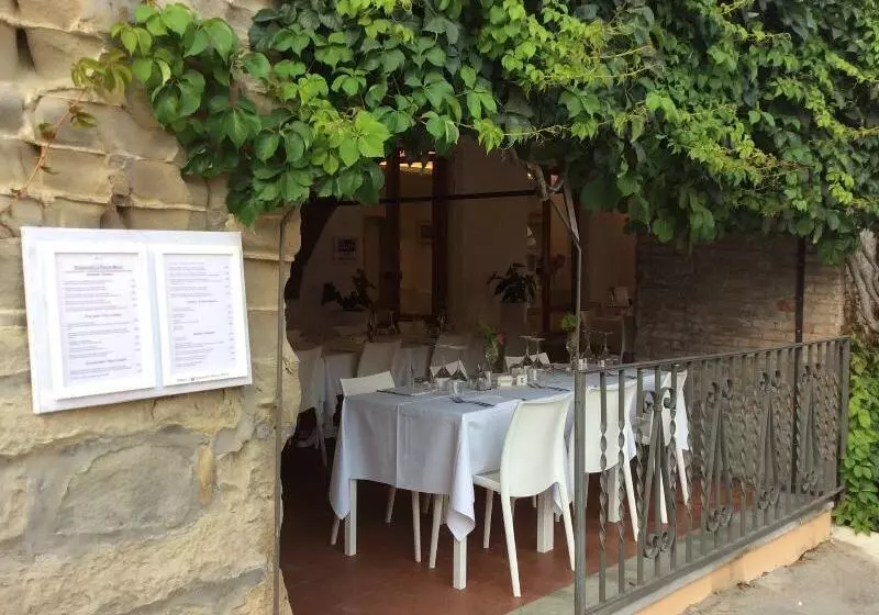 Szálloda Albergo La Rocca