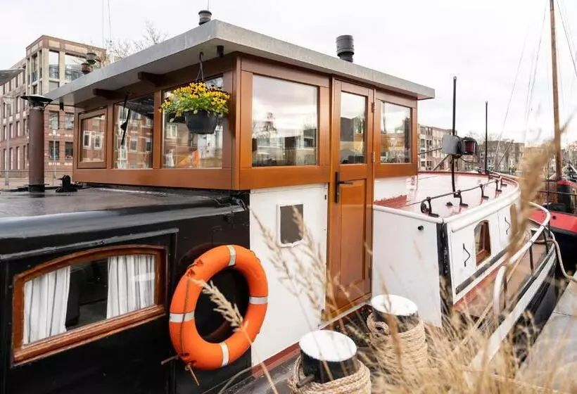 هتل B&b Vita Nova