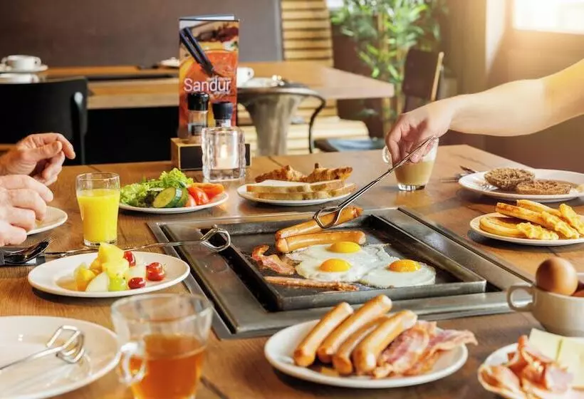 בית מלון כפרי Center Parcs Sandur Emmen