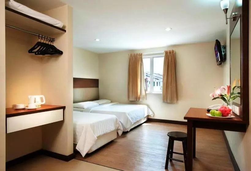 Hotel Fenix Inn