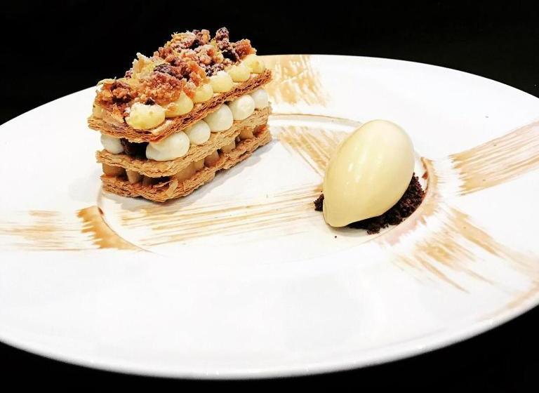 호텔 Forrest   Restaurant De Tuinkamer