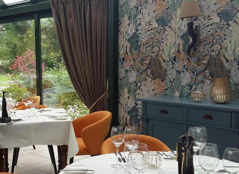 호텔 Forrest   Restaurant De Tuinkamer