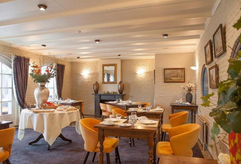 호텔 Forrest   Restaurant De Tuinkamer
